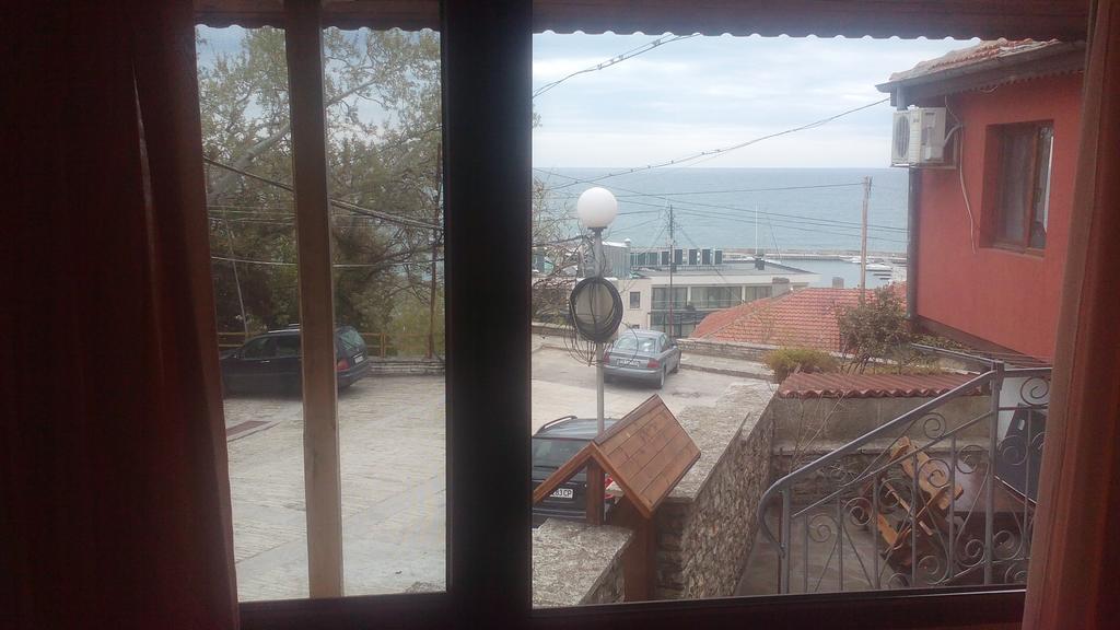 Regina'S Guesthouse Балчик Экстерьер фото